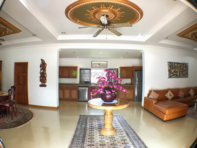 4 Bedroom 5 Bath House Sale, Bang Lamung Pattaya, ranch style home