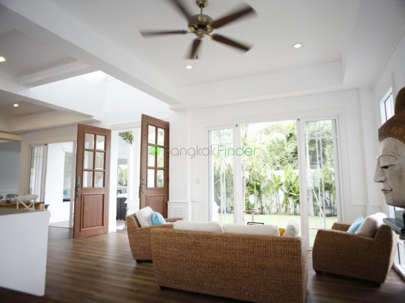 phra khanong house, 3 bedroom, 4 bedroom, soi 71, large house for sale, phrakanong house for sale