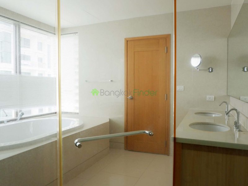 Phrom Phong, Bangkok, Thailand, 3 Bedrooms Bedrooms, ,3 BathroomsBathrooms,Condo,For Sale,The Emporio Place,5815