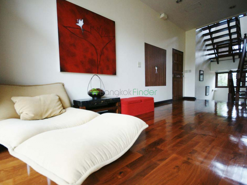 Ekamai, Bangkok, Thailand 10110, 4 Bedrooms Bedrooms, ,4 BathroomsBathrooms,House,For Rent,5816