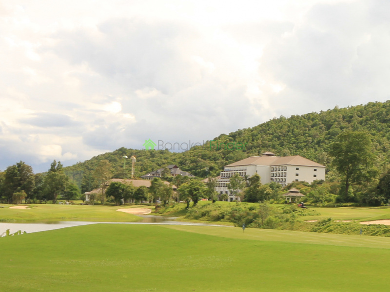 Lamphun, Chiang Mai, Thailand, 2 Bedrooms Bedrooms, ,2 BathroomsBathrooms,Condo,Sold,Chiang Mai Golf Mansions,5,5820