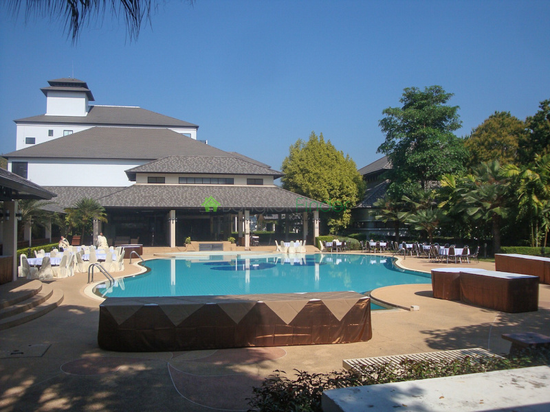 Lamphun, Chiang Mai, Thailand, 2 Bedrooms Bedrooms, ,2 BathroomsBathrooms,Condo,Sold,Chiang Mai Golf Mansions,5,5820