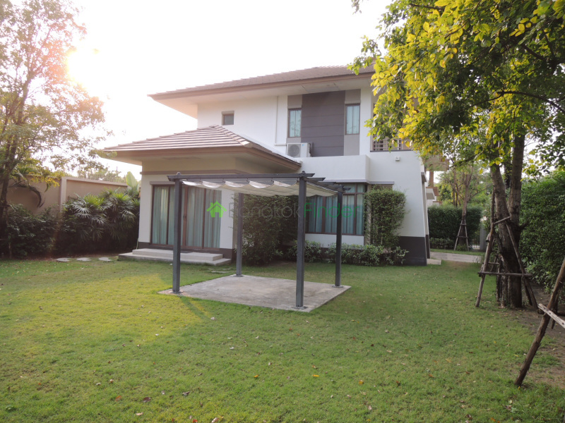 Bangna-Trad, Bangkok, Thailand, 3 Bedrooms Bedrooms, ,3 BathroomsBathrooms,House,Sold,5834