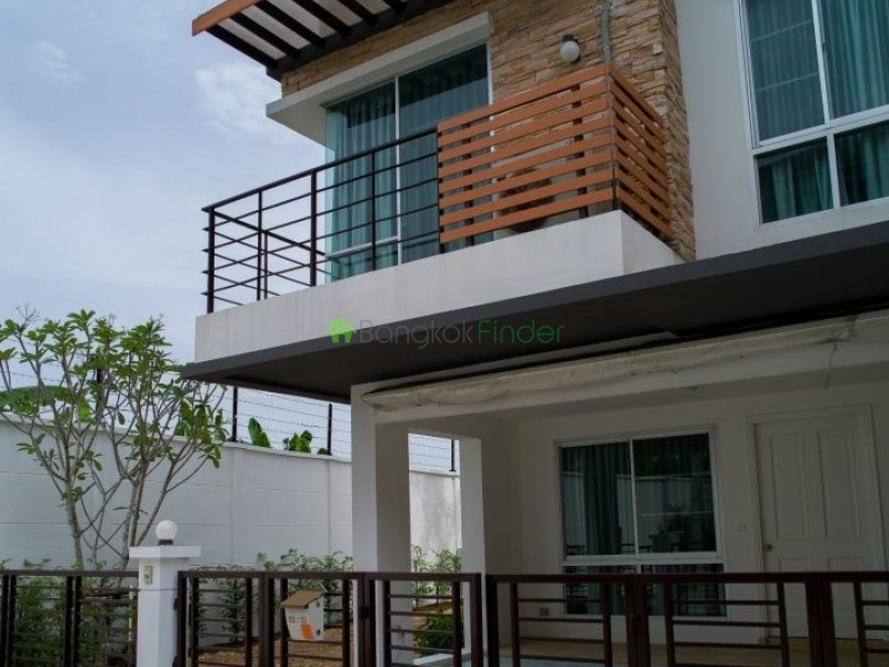 Bangna Srinakarin, Bangkok, Thailand, 3 Bedrooms Bedrooms, ,3 BathroomsBathrooms,Town House,For Sale,5835