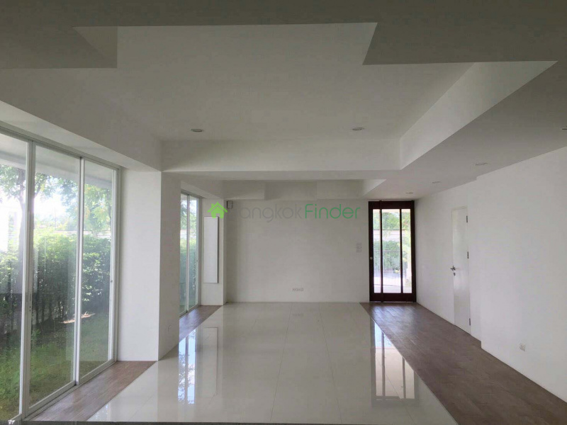 Bangna-Srinakarin, Bangkok, Thailand, 4 Bedrooms Bedrooms, ,5 BathroomsBathrooms,House,For Sale,5840