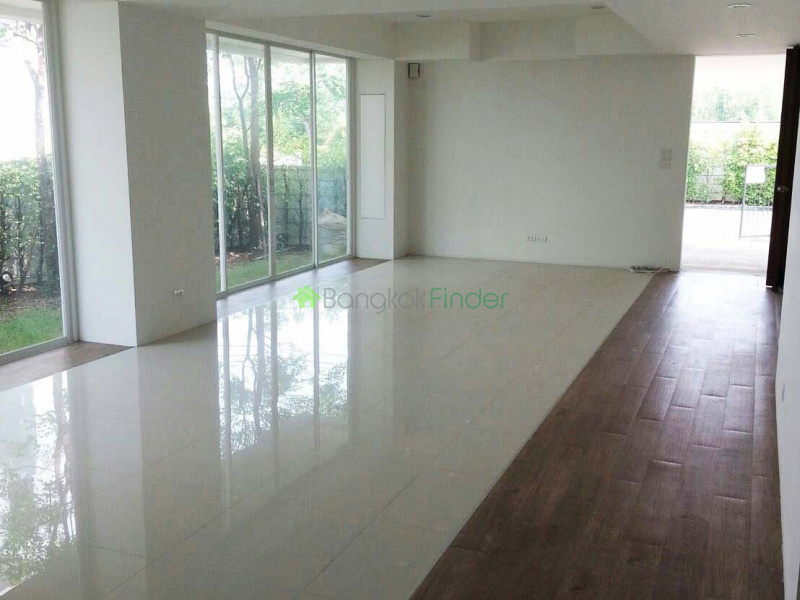 Bangna-Srinakarin, Bangkok, Thailand, 4 Bedrooms Bedrooms, ,5 BathroomsBathrooms,House,For Sale,5840