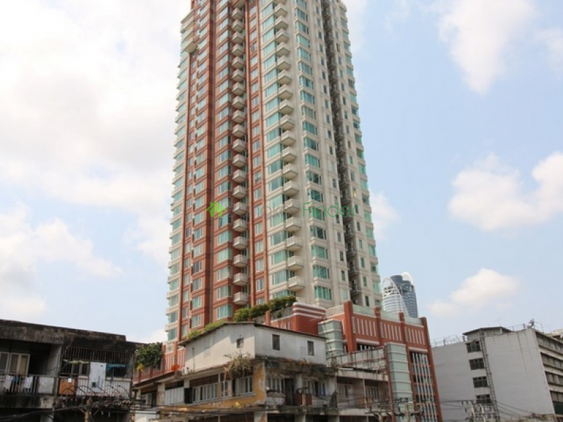 3 bedroom condo for sale at the Manhattan Chidlom