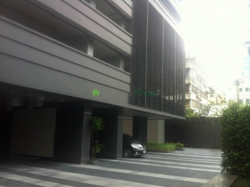 M silom for rent, M silom for sale near BTS , 2,3 bedrooms for sale. 