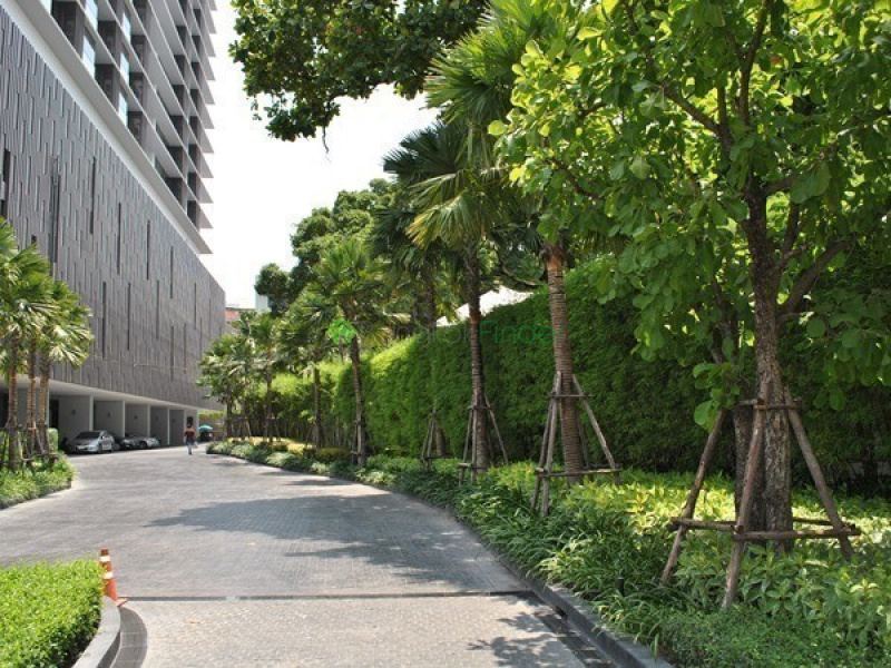 Bangkok, Pathum Wan, Bangkok, Thailand 10120, 1 Bedroom Bedrooms, ,1 BathroomBathrooms,Condo Building,Rent or Sale,6081