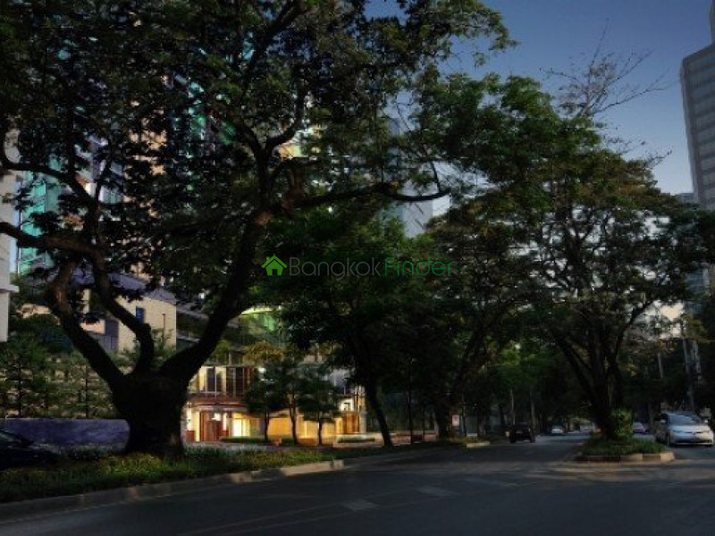 1 bedroom apartment for rent or sale 2 bedrooms for sale or rent at the oriental Residence in Bangkok. 