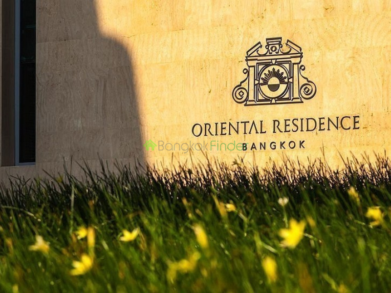 1 bedroom apartment for rent or sale 2 bedrooms for sale or rent at the oriental Residence in Bangkok. 