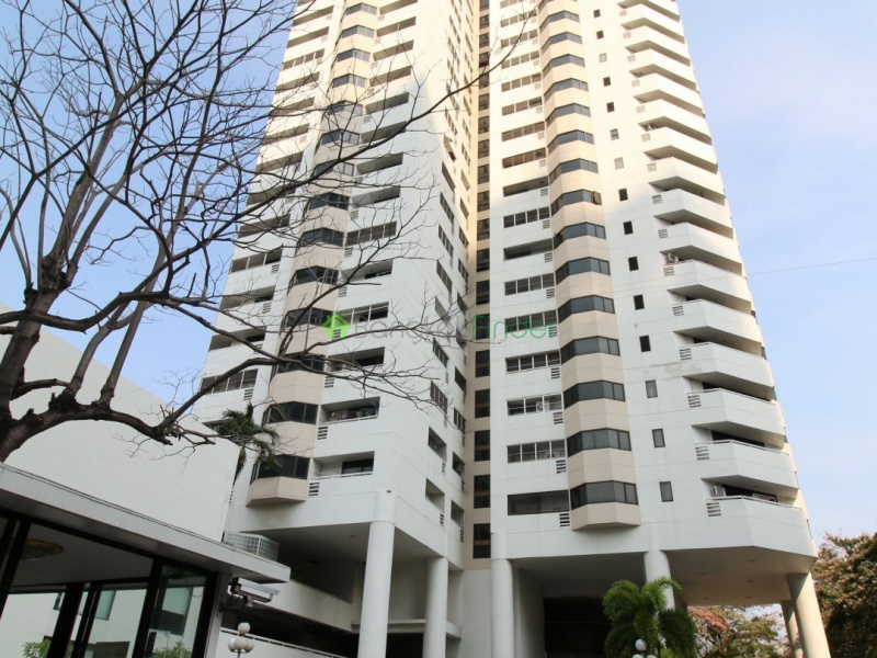 Bangkok, Khlong Toei, Bangkok, Thailand 10110, 2 Bedrooms Bedrooms, ,2 BathroomsBathrooms,Condo Building,Rent or Sale,6128