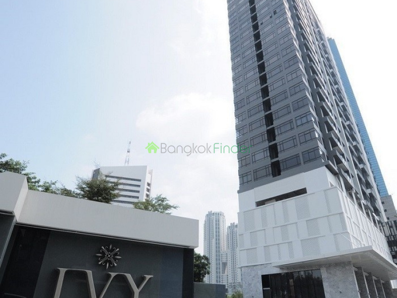 Condo for rent or ale near MRT Phra Ram 9, ivy ampio for rent for sale near MRT Phra Ram 9