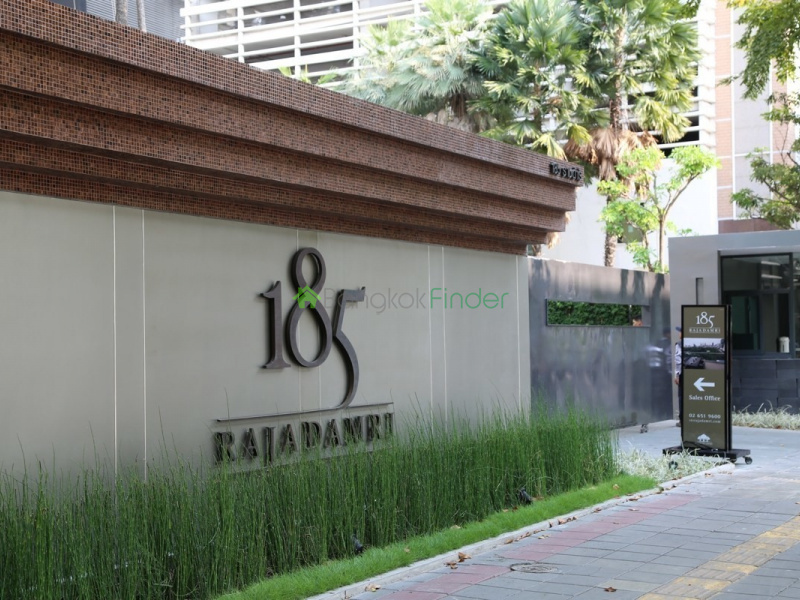 Bangkok, Pathum Wan, Bangkok, Thailand 10330, 2 Bedrooms Bedrooms, ,2 BathroomsBathrooms,Condo Building,Rent or Sale,6149