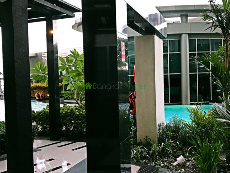 Bangkok, Huai Khwang, Bangkok, Thailand 10310, 2 Bedrooms Bedrooms, ,2 BathroomsBathrooms,Condo Building,Rent or Sale,6317