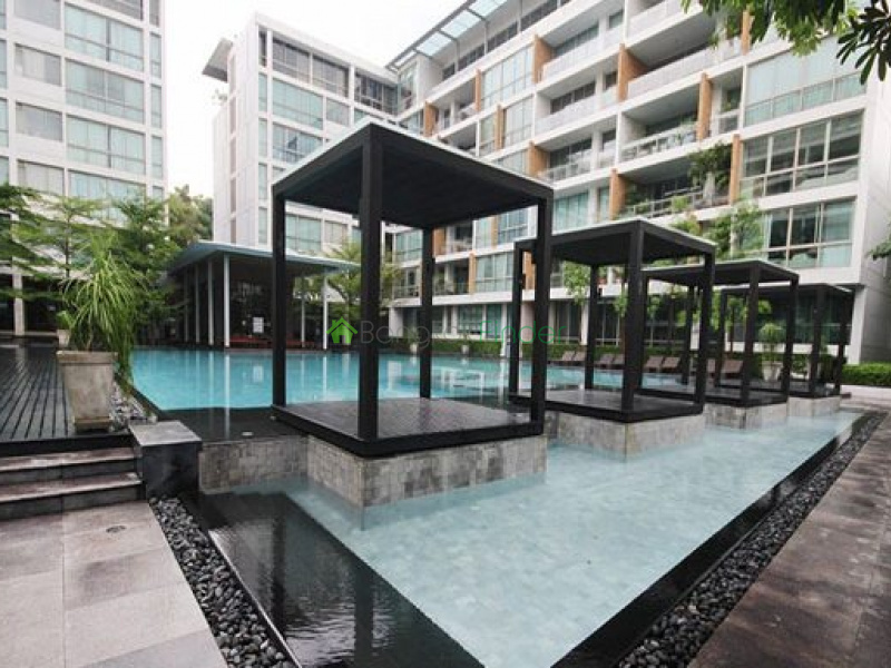 Ficus Lane (ไฟคัส เลน)
Ficus Lane is a condominium project, developed by Cinkara, located at Soi Phichai Sawat, Phra Khanong, Khlong Toei, Bangkok 10110. Construction of Ficus Lane was completed in 2008. Condominium comprises of 2 buildings, having 7 floors and includes 70 units.