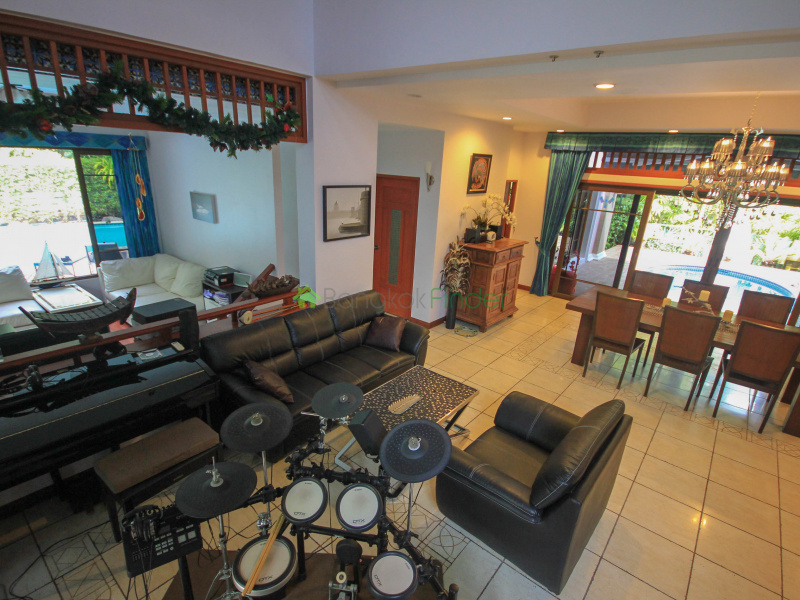large villa sale boat lagoon phuket, villa sale phuket, investment villa phuket