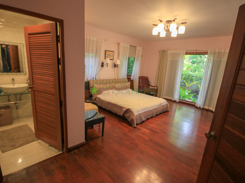 large villa sale boat lagoon phuket, villa sale phuket, investment villa phuket