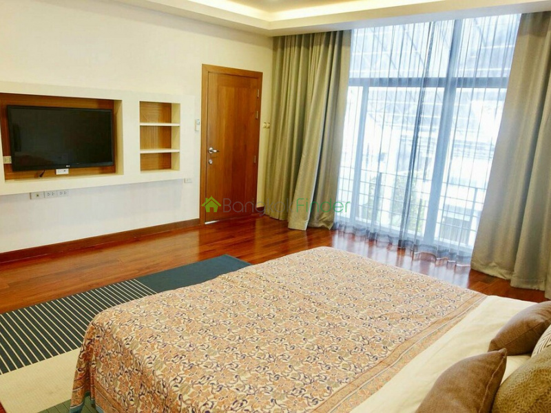 Phrom Phong, Thailand, 4 Bedrooms Bedrooms, ,4 BathroomsBathrooms,Town House,For Rent,6456