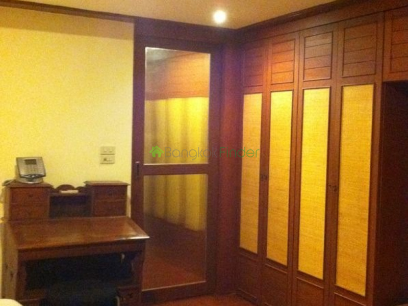 Sukhumvit 49, Phrom Phong, Thailand, 3 Bedrooms Bedrooms, ,3 BathroomsBathrooms,Town House,For Rent,6477