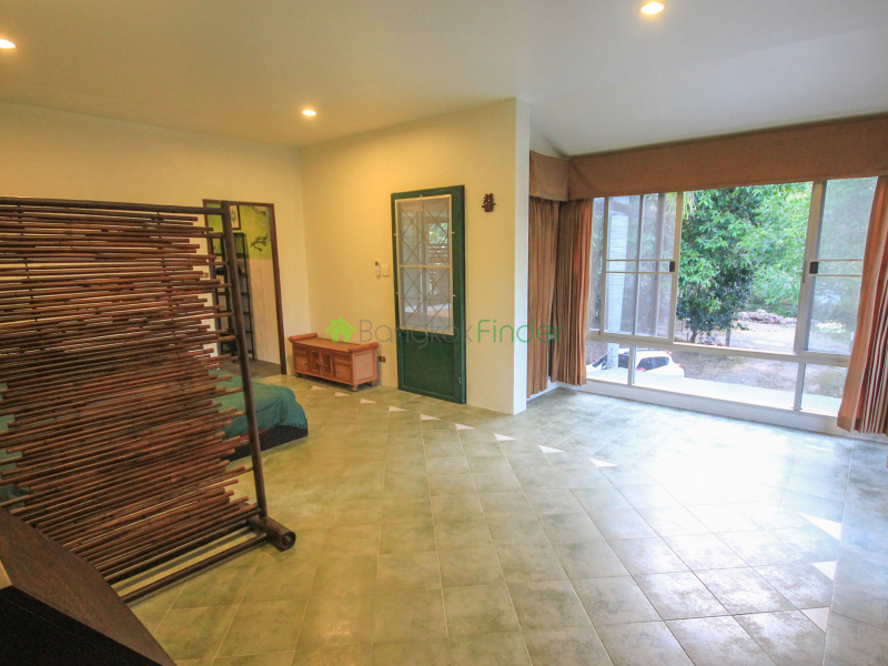 Soi Yotsane, Chalong, Mueang Phuket, Thailand, 3 Bedrooms Bedrooms, ,2 BathroomsBathrooms,House,For Rent,6487