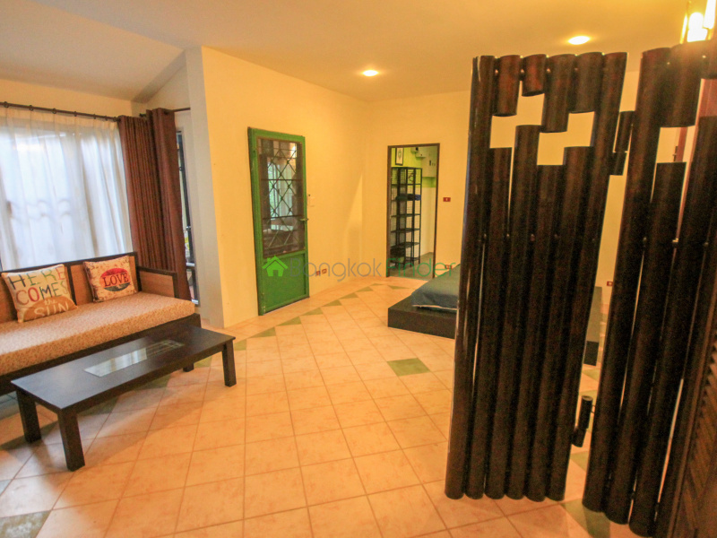 Soi Yotsane, Chalong, Mueang Phuket, Thailand, 3 Bedrooms Bedrooms, ,2 BathroomsBathrooms,House,For Rent,6487