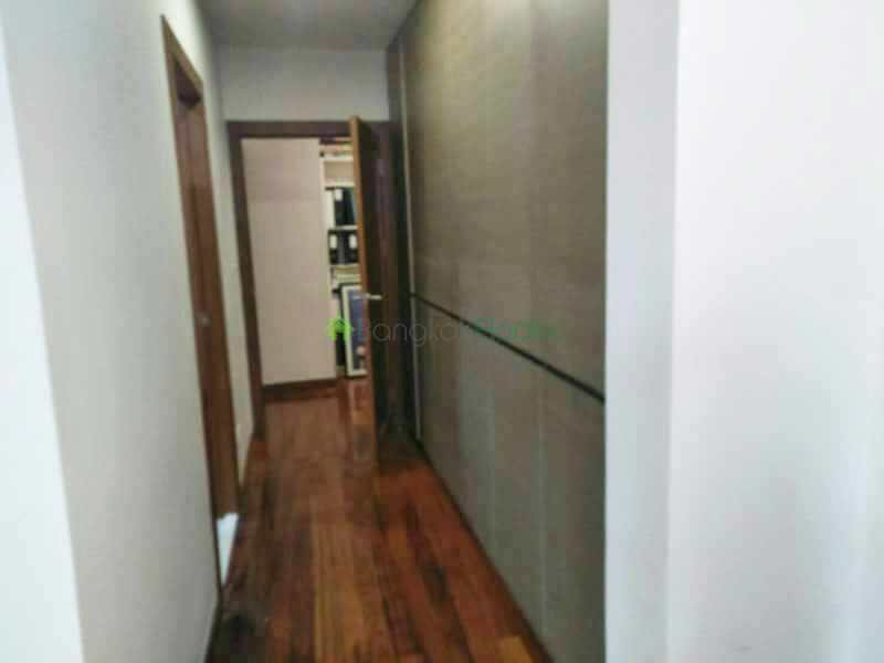 Bangkok, Phrom Phong, Thailand, 3 Bedrooms Bedrooms, ,4 BathroomsBathrooms,Town House,For Rent,6498