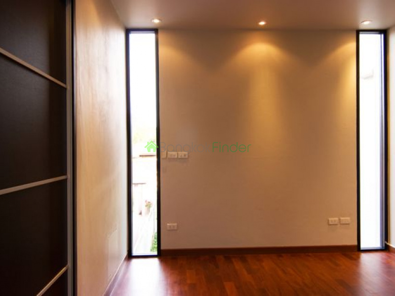 Bangkok, Thonglor, Thailand, 4 Bedrooms Bedrooms, ,4 BathroomsBathrooms,House,For Rent,6499