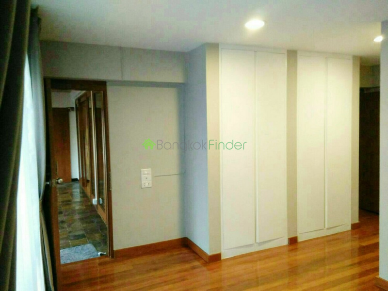 Bangkok, Asoke, Thailand, 5 Bedrooms Bedrooms, ,5 BathroomsBathrooms,House,For Sale,6508