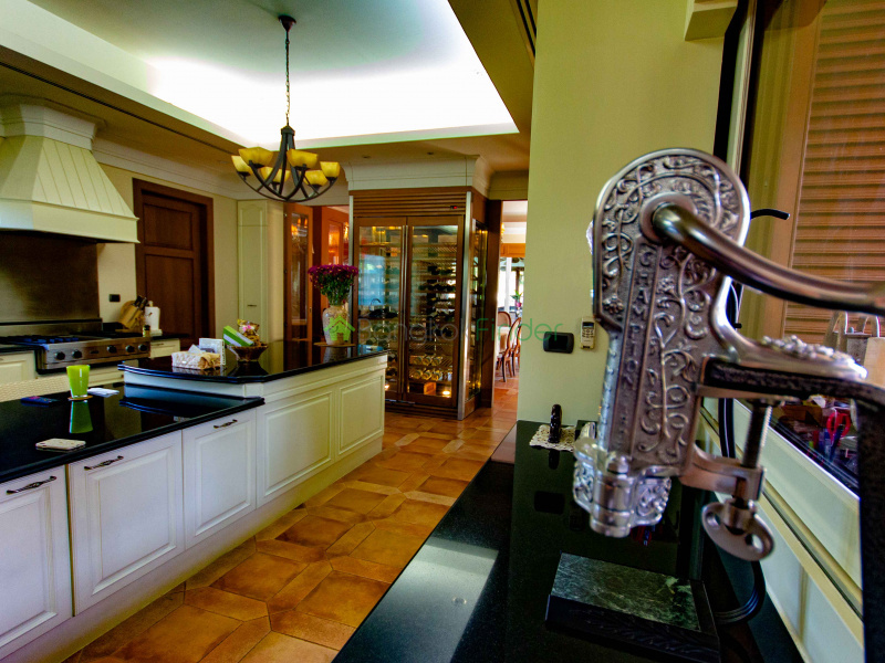 Bangna Trad, Bangkok, Thailand, 3 Bedrooms Bedrooms, ,3 BathroomsBathrooms,House,For Sale,6510