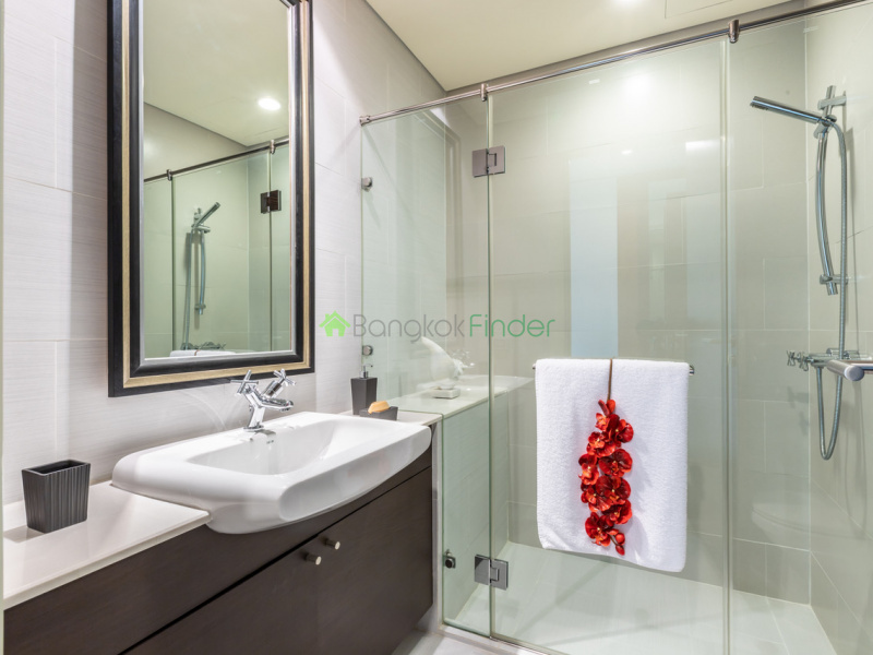 Sathorn, Bangkok, Thailand, 4 Bedrooms Bedrooms, ,4 BathroomsBathrooms,Condo,Sold,fdfdkj,6521