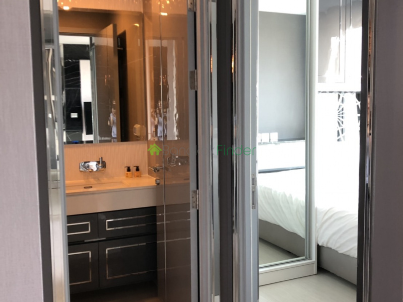 Ekamai, Bangkok, Thailand, 2 Bedrooms Bedrooms, ,2 BathroomsBathrooms,Condo,For Rent,Rhythm Sukhumvit 42,6522