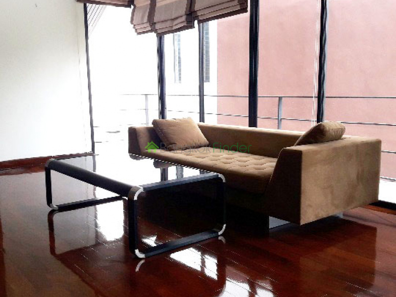 Sukhumvit 24, Bangkok, Thailand, 3 Bedrooms Bedrooms, ,4 BathroomsBathrooms,House,For Rent,6524