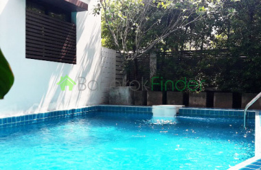 Sukhumvit 24, Bangkok, Thailand, 3 Bedrooms Bedrooms, ,4 BathroomsBathrooms,House,For Rent,6524