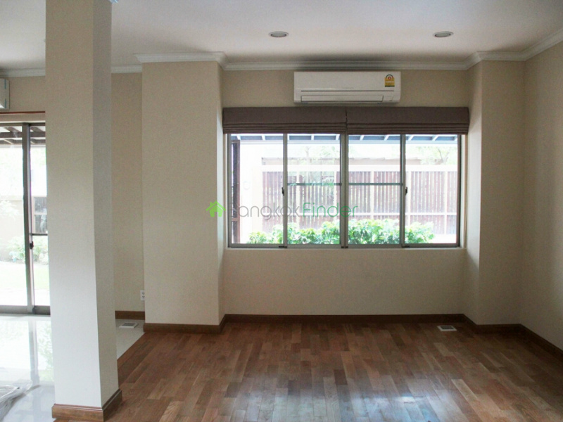 Prompong, Bangkok, Thailand, 4 Bedrooms Bedrooms, ,4 BathroomsBathrooms,House,For Rent,6525