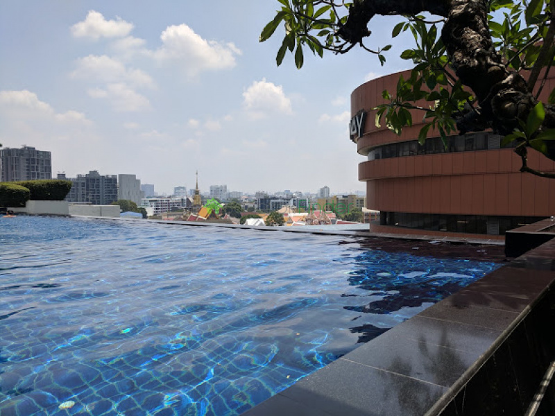 Nusasiri Grand.    Khlong Toei, Bangkok, 3 bedrooms apartment near BTS Ekkamai , 1 and 2 apartment near BTS Ekkamai, apartment in khlong toei , apartment near BTS