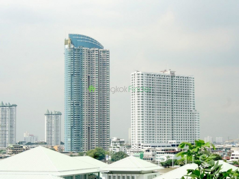 3 bedrooms apartment near BTS 
BTS Saphan Taksin, watermark Chaophraya for sale or rent, watermark Chaophraya for rent 