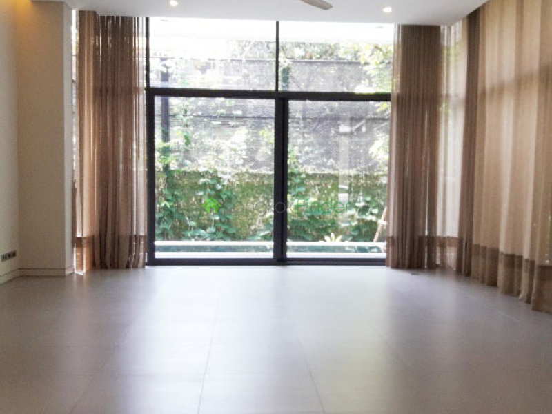 Phrom Phong, Bangkok, Thailand, 4 Bedrooms Bedrooms, ,5 BathroomsBathrooms,House,For Rent,6546