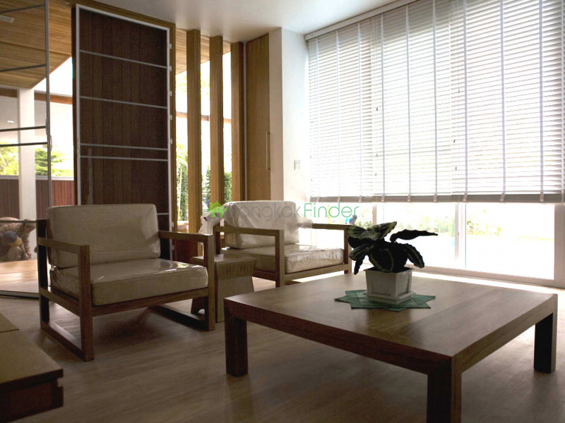 Ekamai, Bangkok, Thailand, 4 Bedrooms Bedrooms, ,4 BathroomsBathrooms,House,For Rent,6549