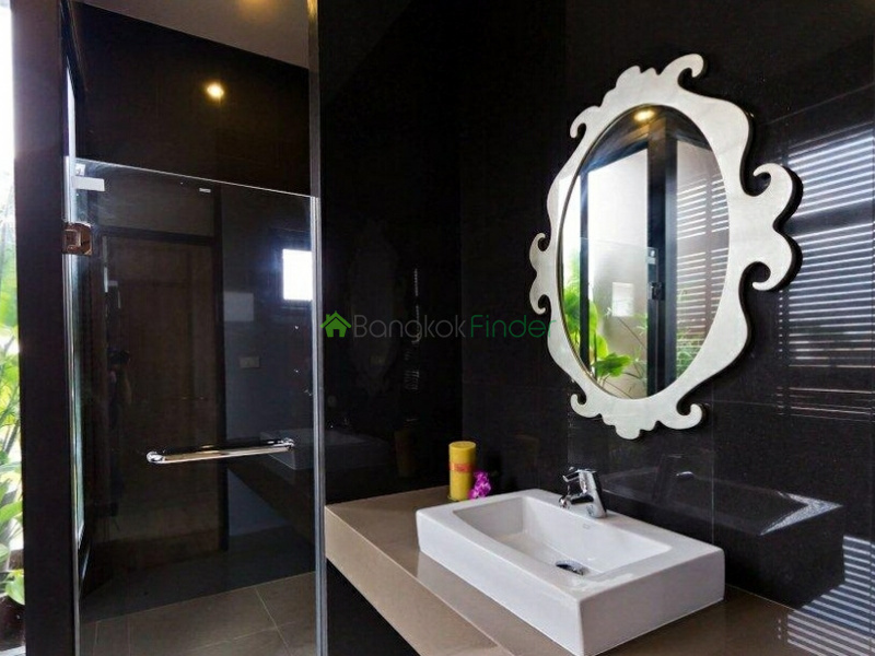 Phrom Phong, Bangkok, Thailand, 3 Bedrooms Bedrooms, ,3 BathroomsBathrooms,House,For Rent,6550