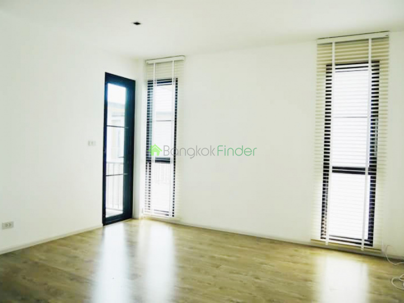 hbfrt, Bangkok, Thailand, 3 Bedrooms Bedrooms, ,4 BathroomsBathrooms,House,For Rent,6551