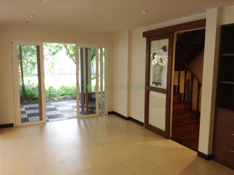 Asoke, Bangkok, Thailand, 3 Bedrooms Bedrooms, ,3 BathroomsBathrooms,House,For Rent,6554