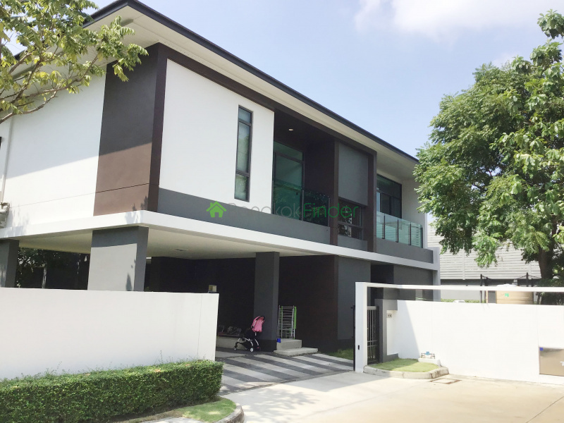 Ramkhamhaeng, Bangkok, Thailand, 3 Bedrooms Bedrooms, ,4 BathroomsBathrooms,House,For Rent,6555