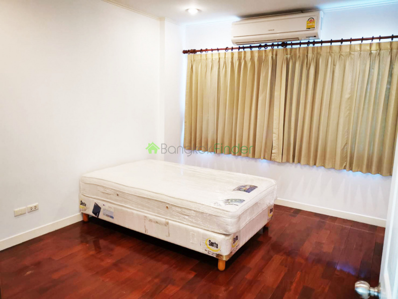 Bangna-Srinakarin, Bangkok, Thailand, 5 Bedrooms Bedrooms, ,5 BathroomsBathrooms,House,For Rent,6561