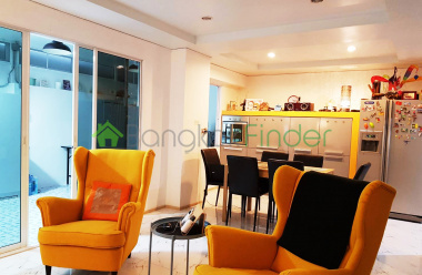 Sukhumvit 39, Phrom Phong, Thailand, 3 Bedrooms Bedrooms, ,4 BathroomsBathrooms,Town House,For Sale,6572