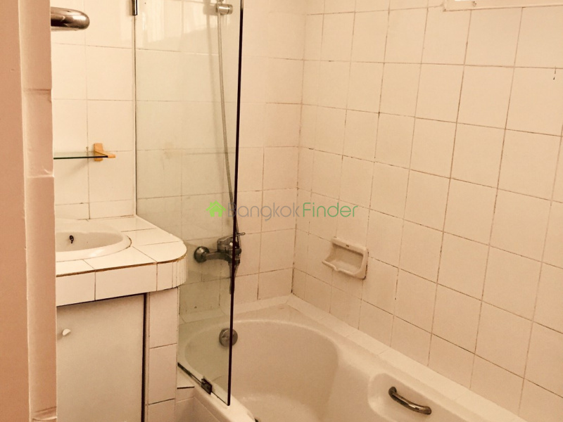 Thonglor, Bangkok, Thailand, 3 Bedrooms Bedrooms, ,3 BathroomsBathrooms,House,For Rent,6574