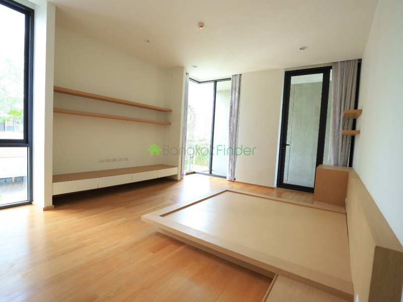 Thailand, sukhumvit 24, Bangkok, Thailand, 3 Bedrooms Bedrooms, ,4 BathroomsBathrooms,Condo,For Rent,Vara Residence,6578