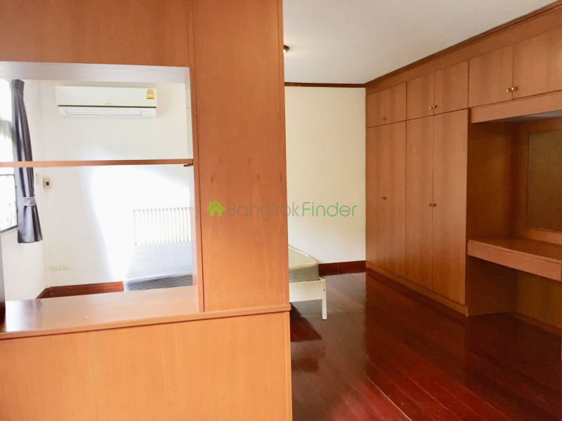 Thonglor, Bangkok, Thailand, 3 Bedrooms Bedrooms, ,3 BathroomsBathrooms,House,For Rent,6579