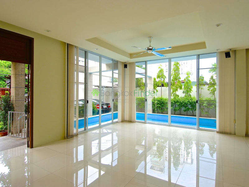 Thonglor, Bangkok, Thailand, 5 Bedrooms Bedrooms, ,5 BathroomsBathrooms,House,For Rent,6581