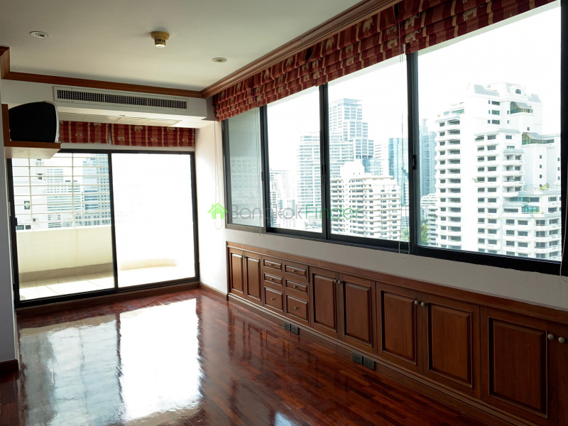 Nana, Bangkok, Thailand, 6 Bedrooms Bedrooms, ,5 BathroomsBathrooms,Condo,For Sale,Sukhumvit casa ,6583